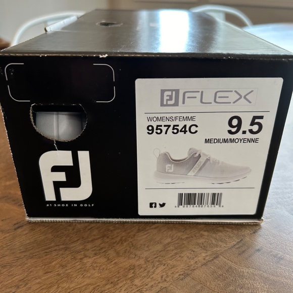 FootJoy Flex Women’s Golf Shoe - Size 9.5 women’s - Picture 7 of 8
